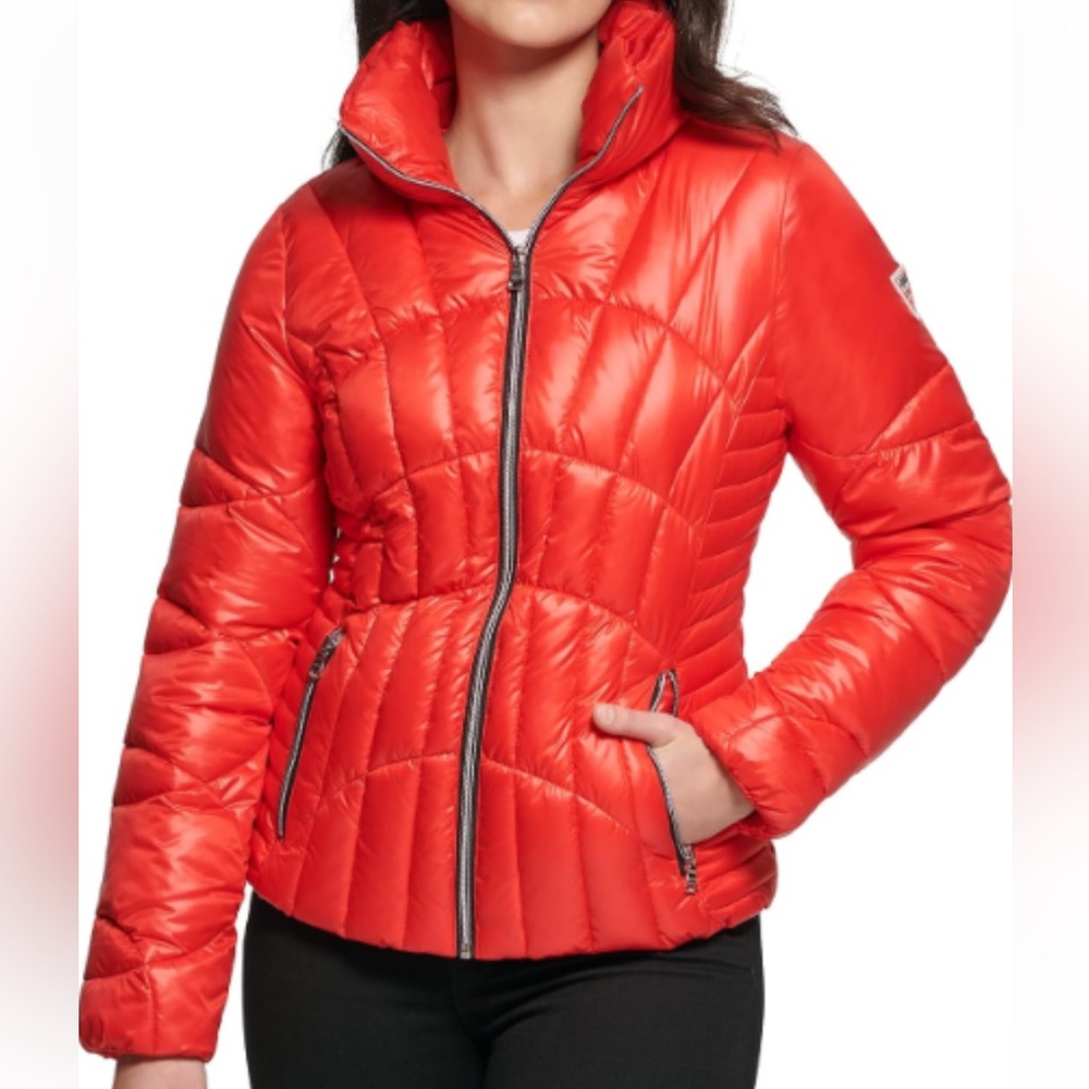 Guess puffer jacket
